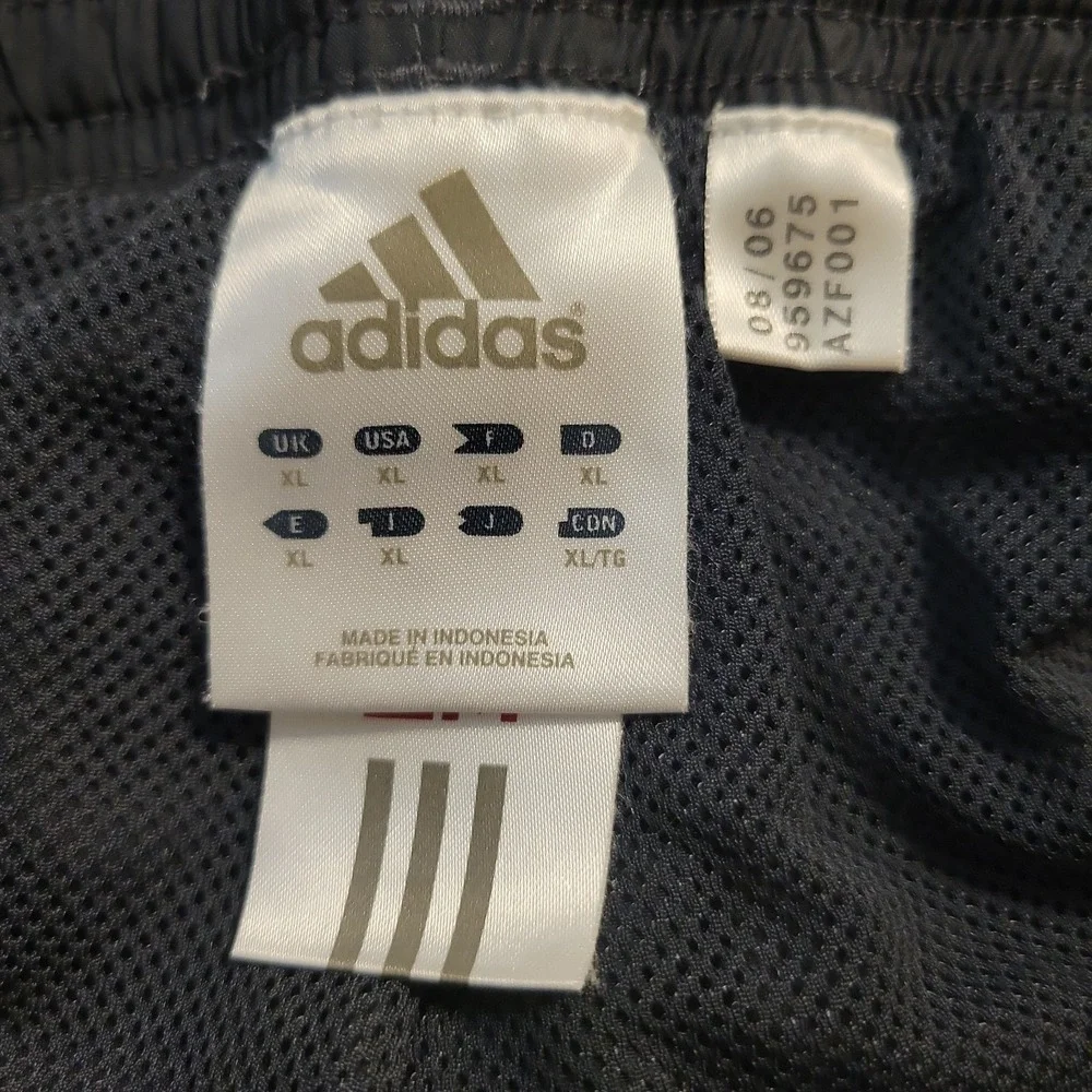adidas windbreaker track